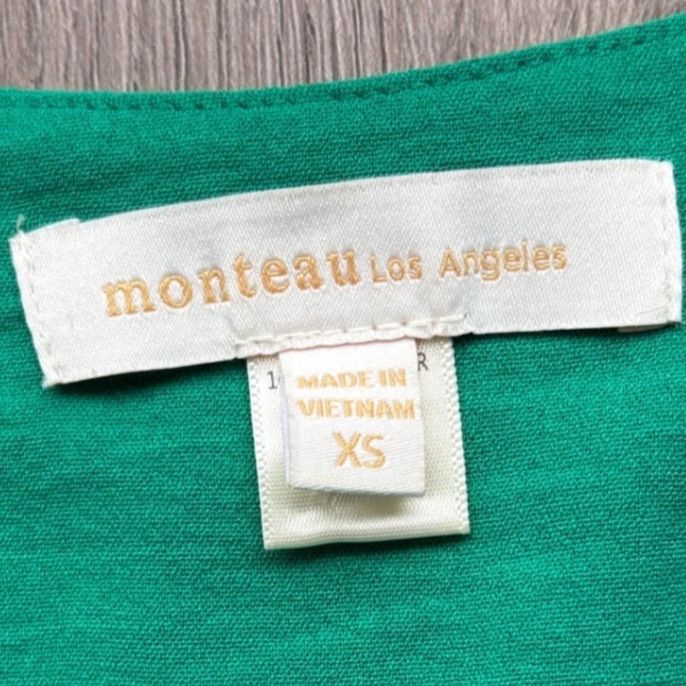 Monteau Los Angeles Womens Green Wrap Front Flutter Sleeve Dress Size XS - Picture 2 of 9